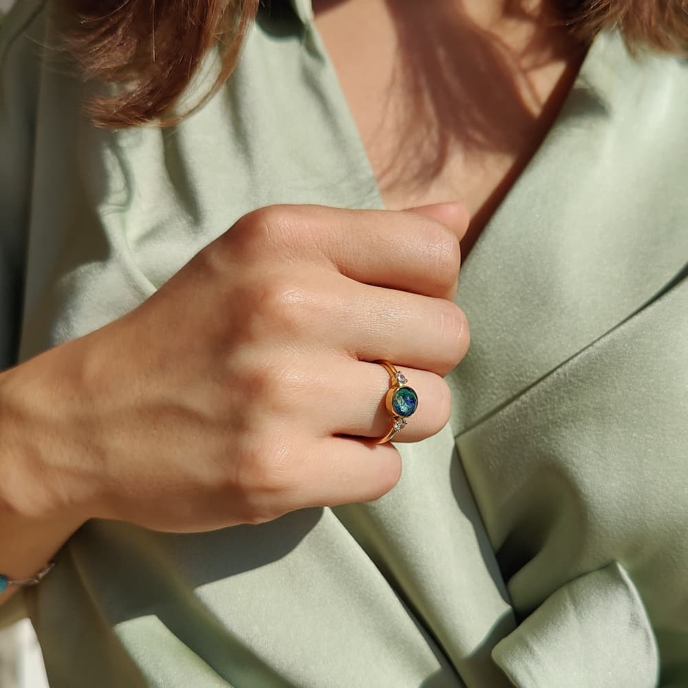 Handmade gold plated silver ring with semi precious stone and side stones — Cicero Jewelry Corfu